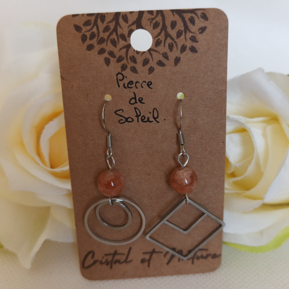 Boucles d’oreilles pierre de soleil - acier inoxydable - modèle dépareillé