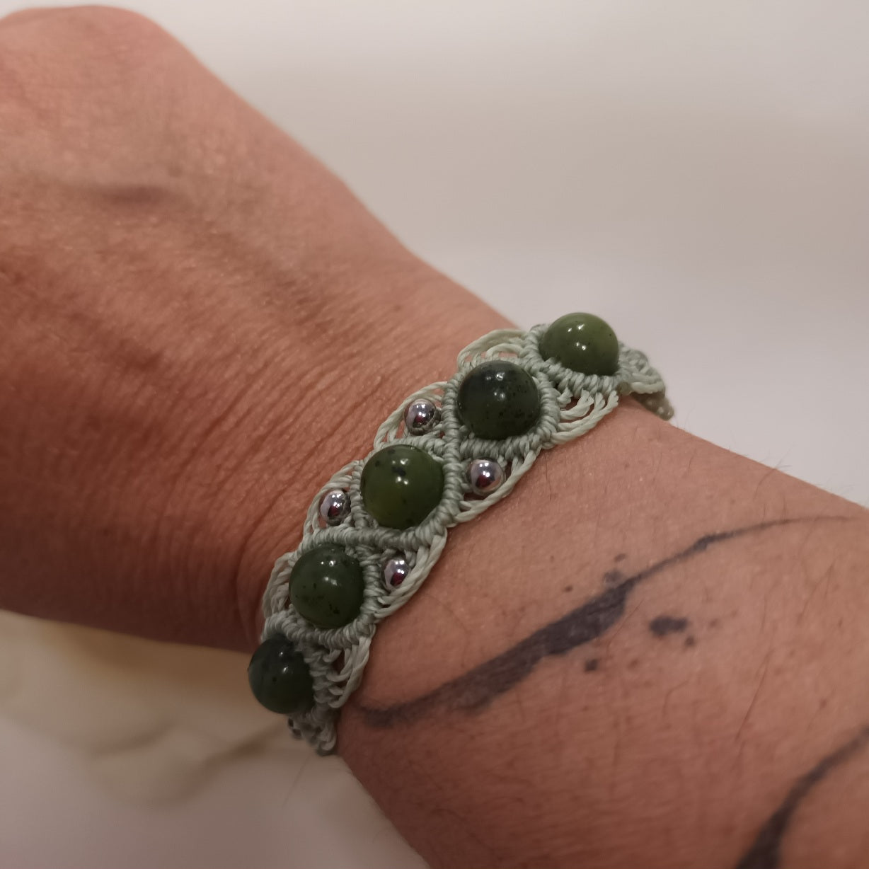 Bracelet jade néphrite 8 mm - micro‑macramé - réglable