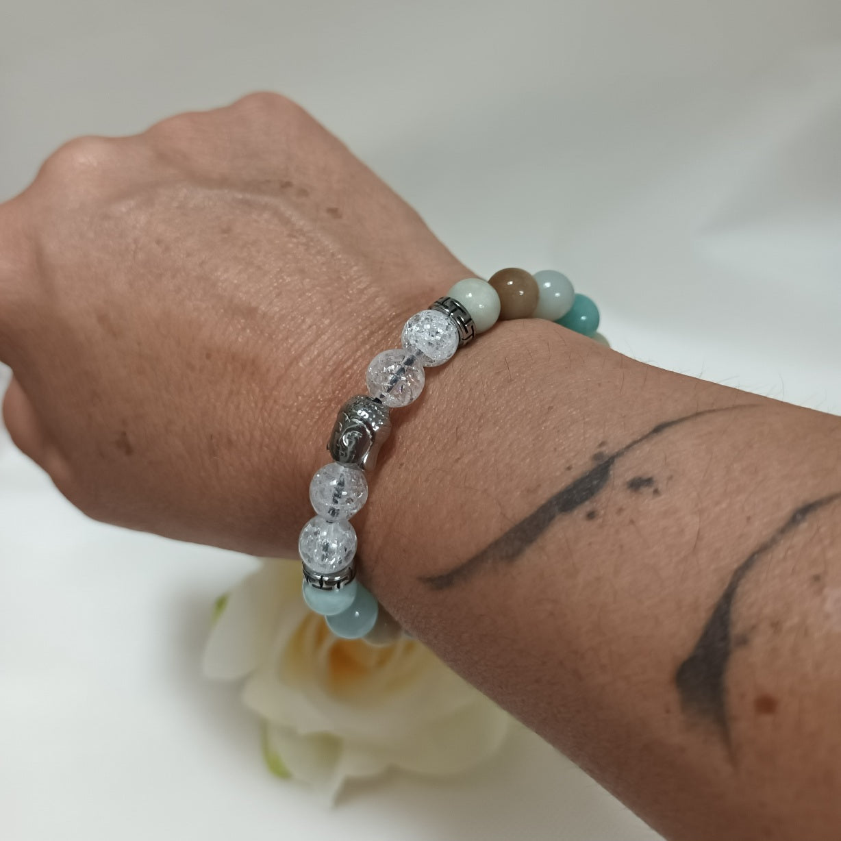 Bracelet amazonite de Chine & cristal de roche 8 mm - breloques acier inox - ajustable