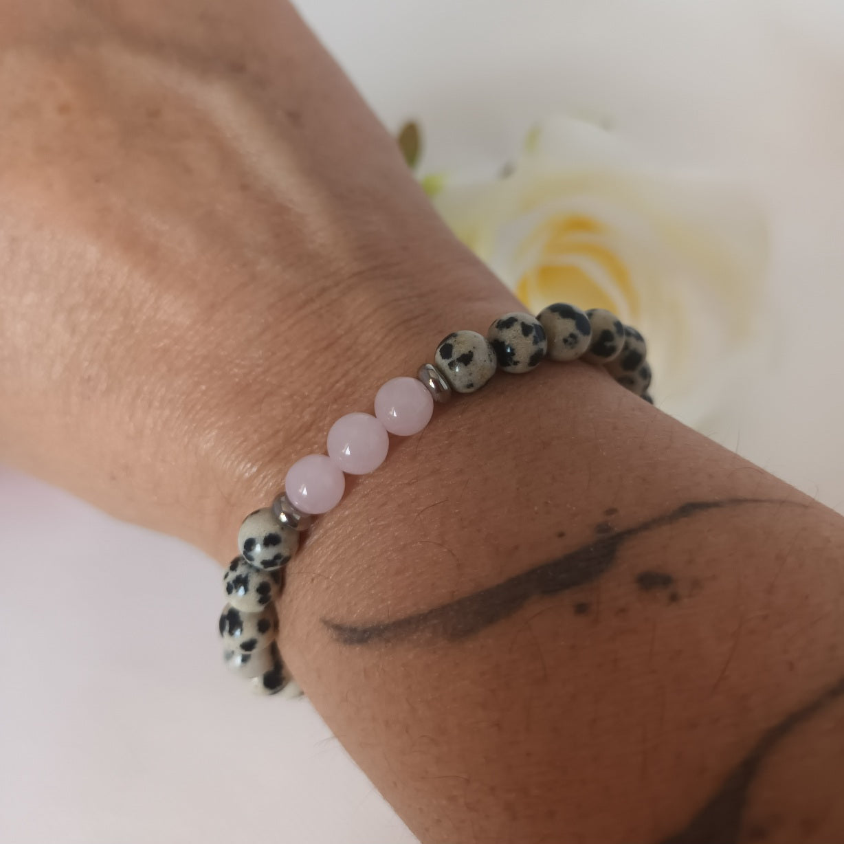 Bracelet jaspe dalmatien et quartz rose 6 mm - perles acier inox - élastique 17 cm