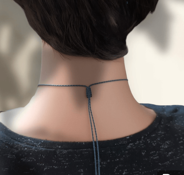 Collier en apatite bleue