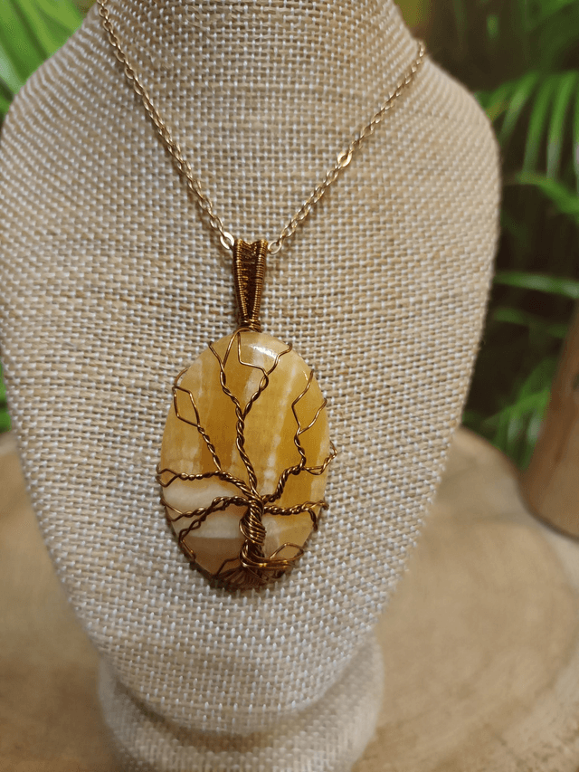 Pendentif arbre de vie en aragonite