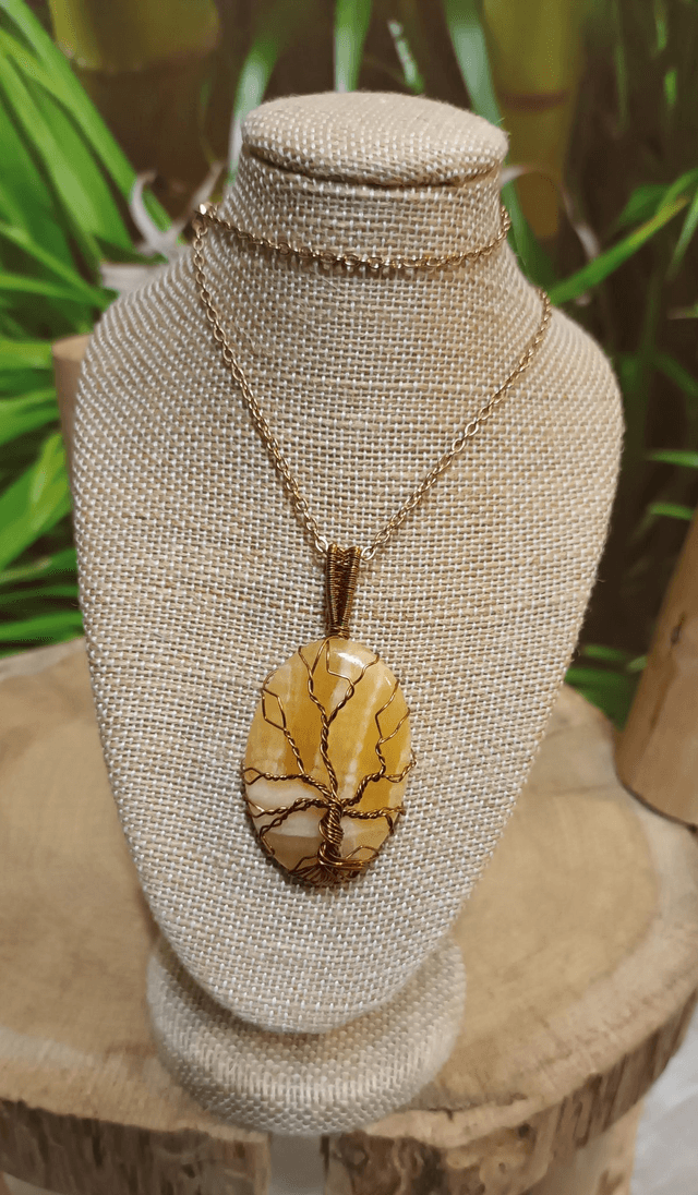Pendentif arbre de vie en aragonite