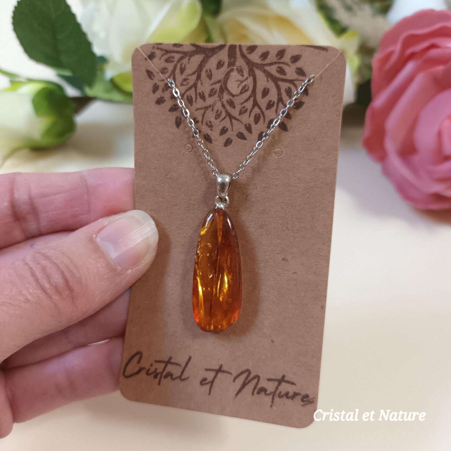 Pendentif ambre naturelle – 3 × 1,2 cm – chaîne acier inox argenté