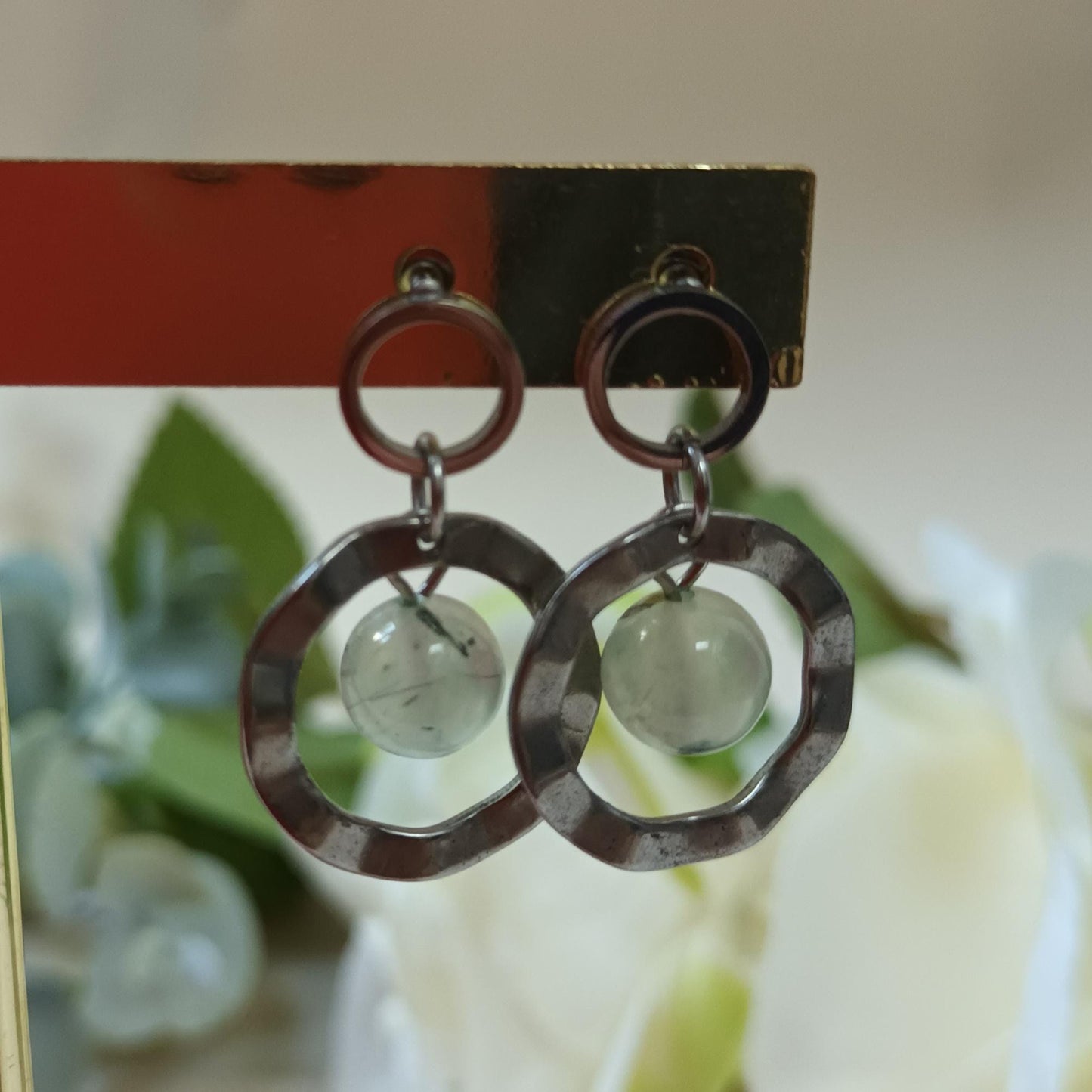 Boucles d’oreilles préhnite et acier inox - 2,8 × 1,8 cm