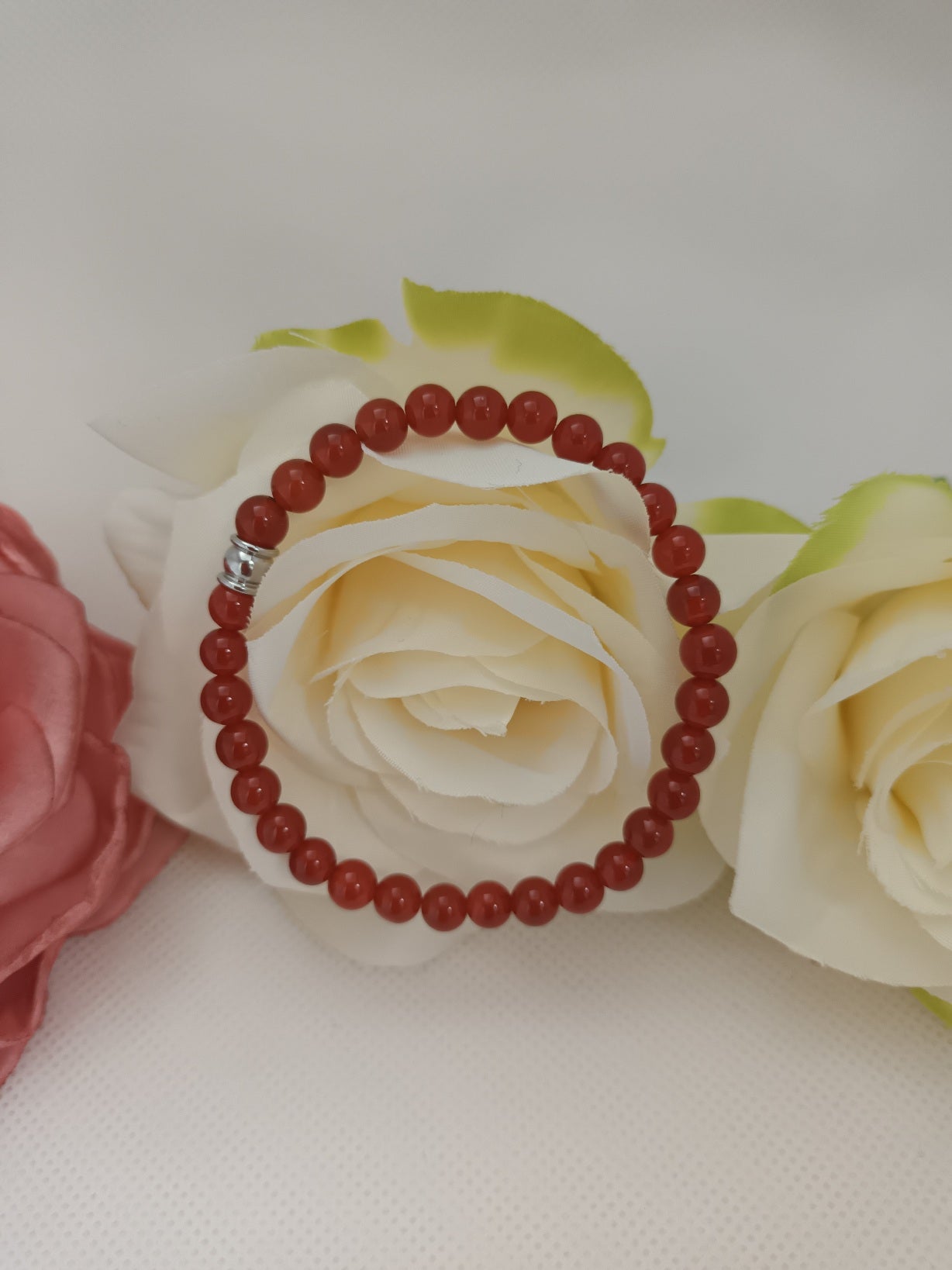 Bracelet cornaline 6 mm - perle acier inox  élastique 17 cm