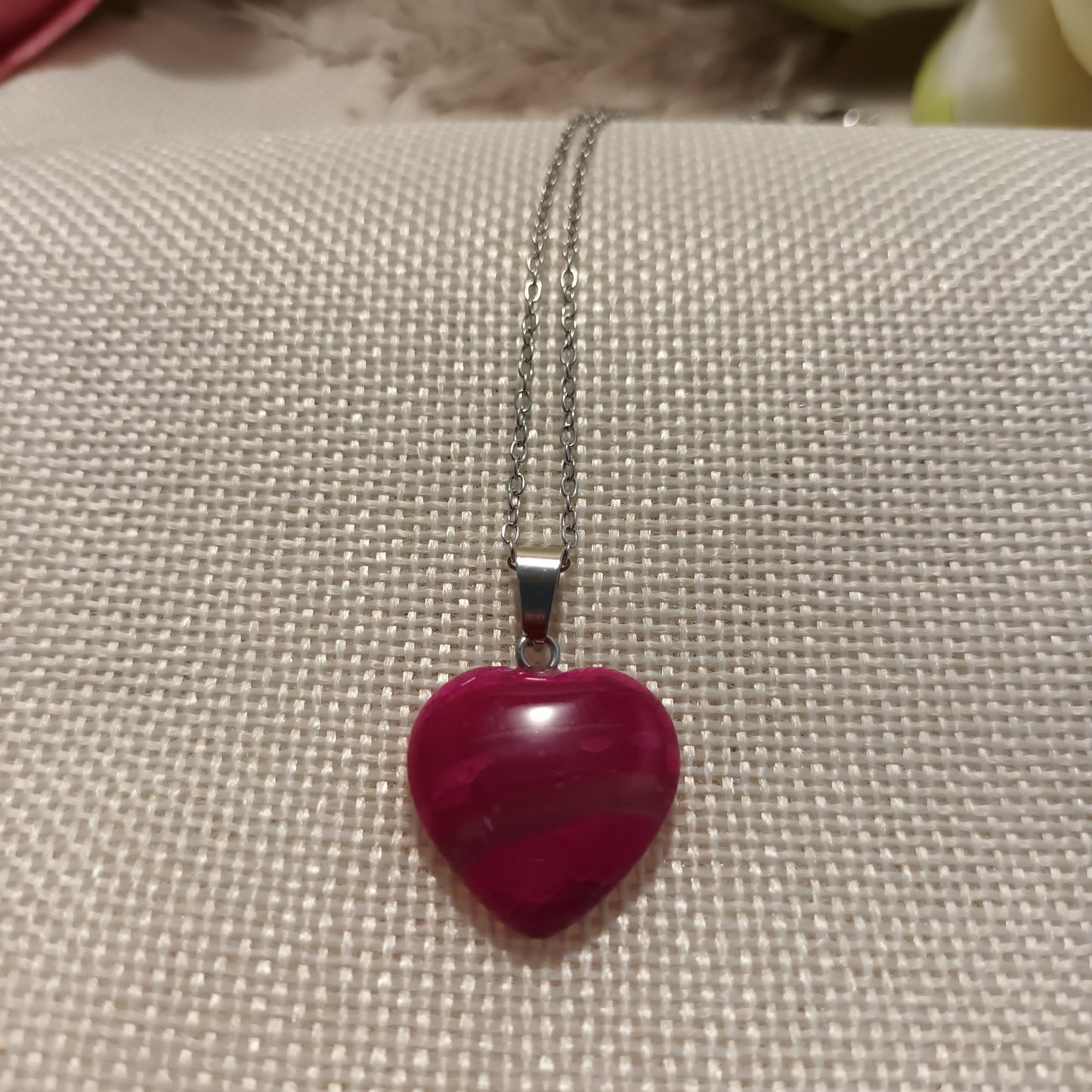 Pendentif cœur agate rose 2 × 2 cm - chaîne acier inox argent