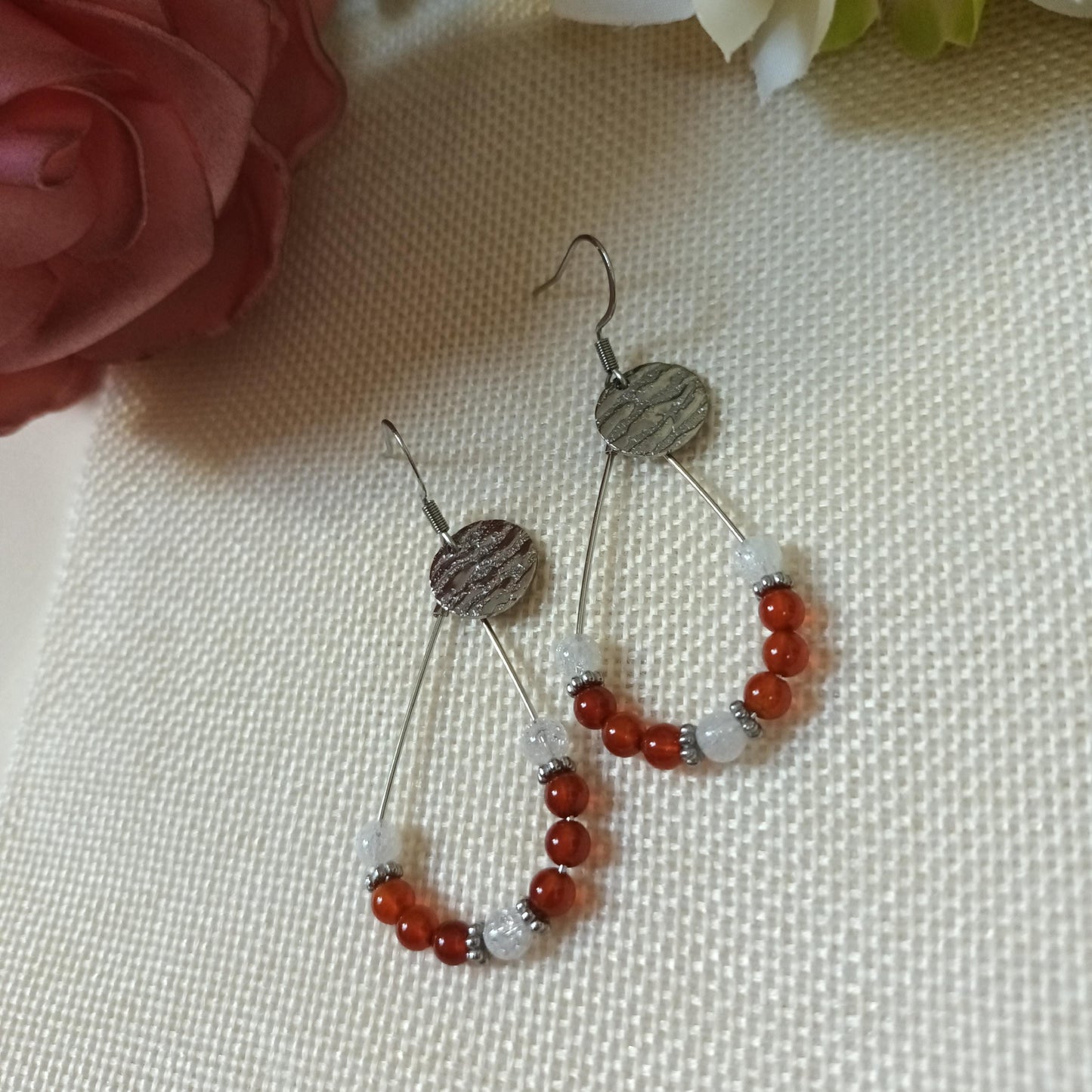 Boucles d’oreilles cornaline et cristal de roche - acier inox argent - 5,8 cm