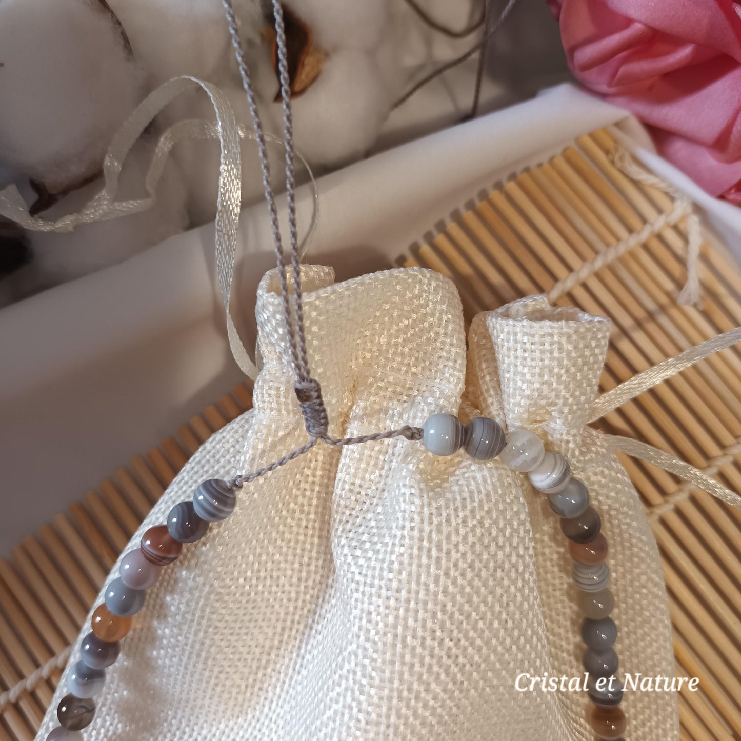 Collier macramé ajustable – perles agate Botswana et améthyste