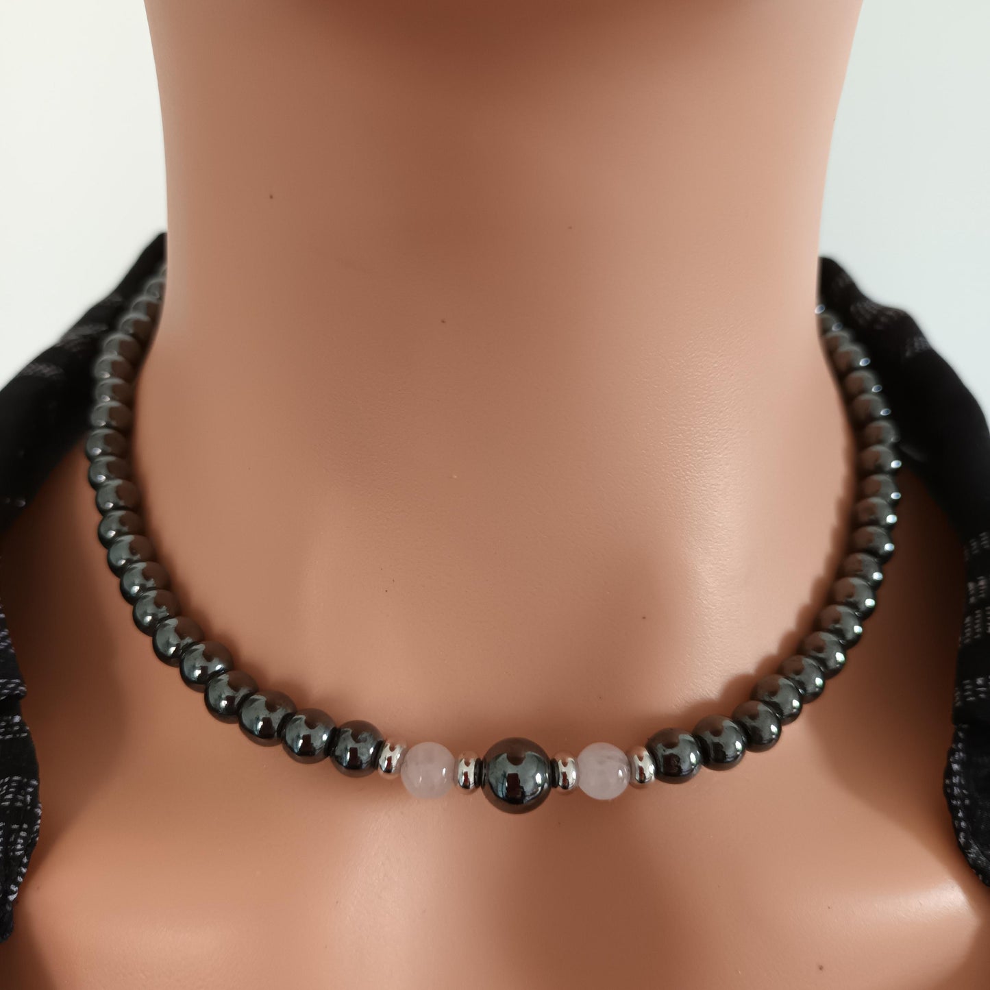 Collier hématite magnétique et quartz rose – perles inox – lien réglable