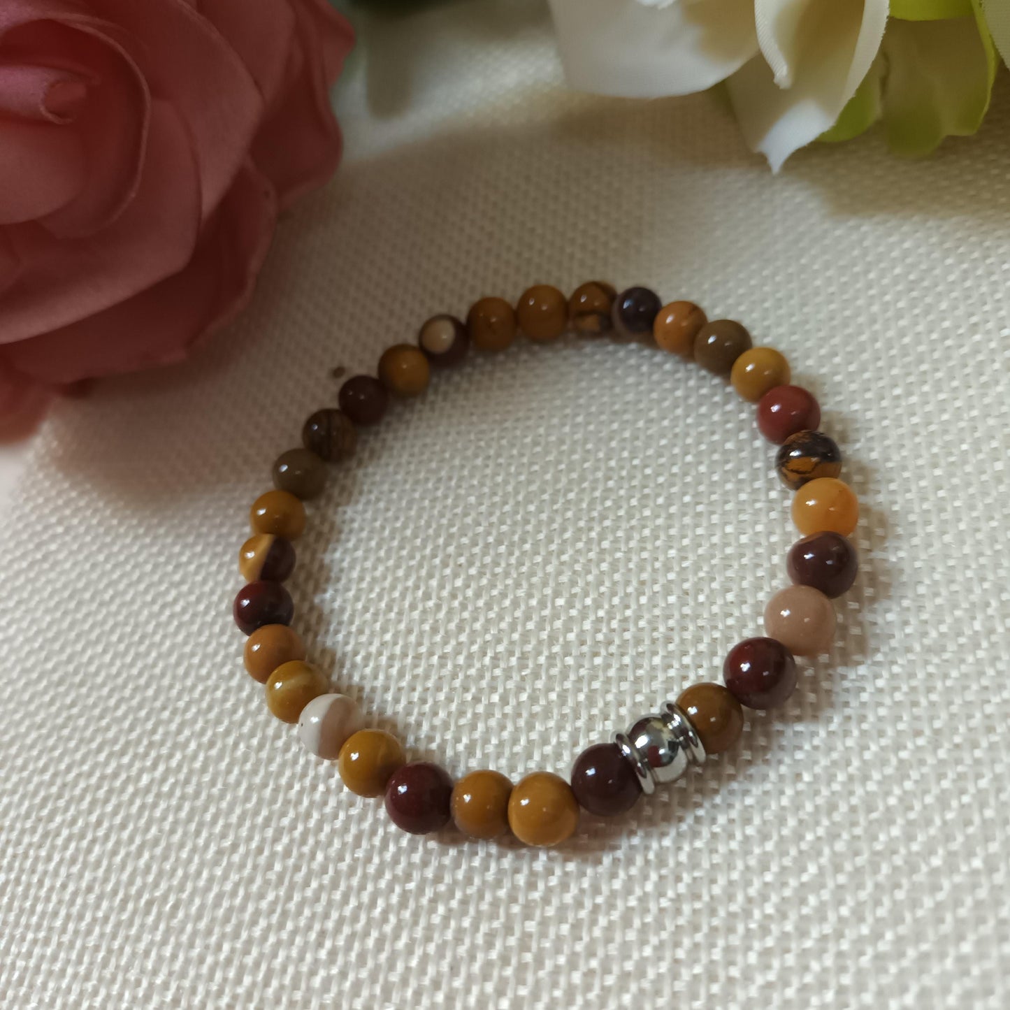 Bracelet jaspe mokaite 6 mm- perle acier inox – élastique
