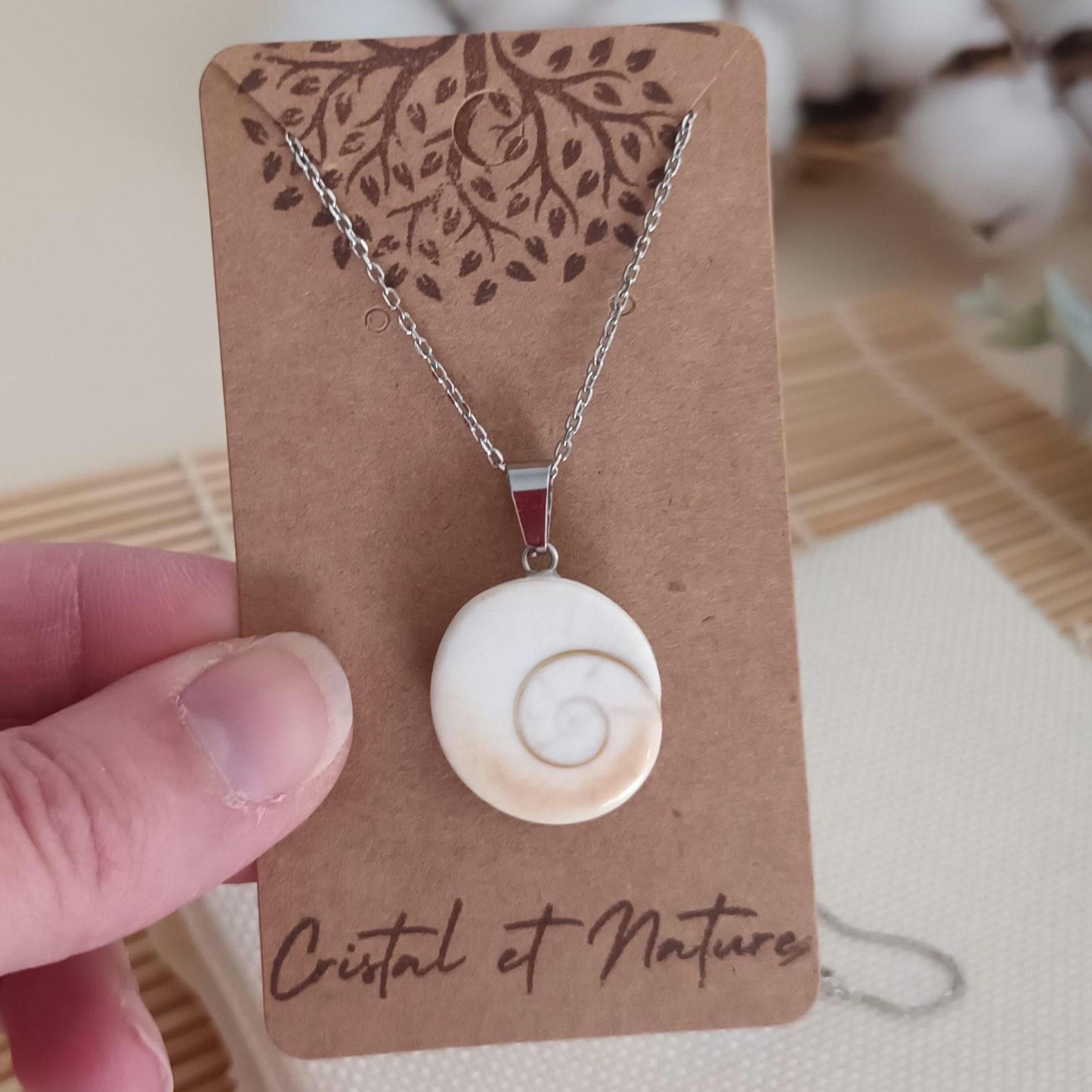 Pendentif œil de Sainte‑Lucie – porte‑bonheur naturel – acier inoxydable argenté