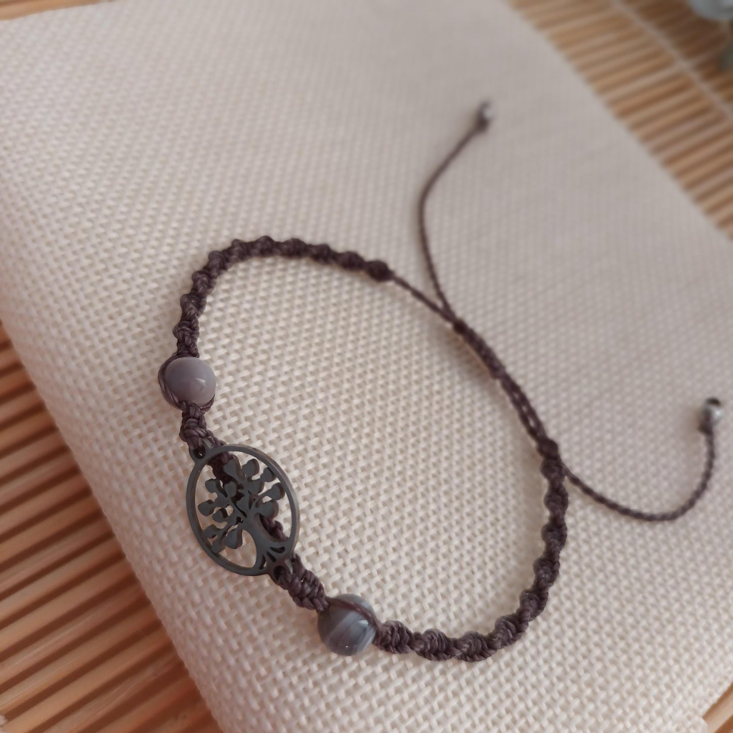 Bracelet micro‑macramé arbre de vie argent – agate Botswana 6 mm – ajustable