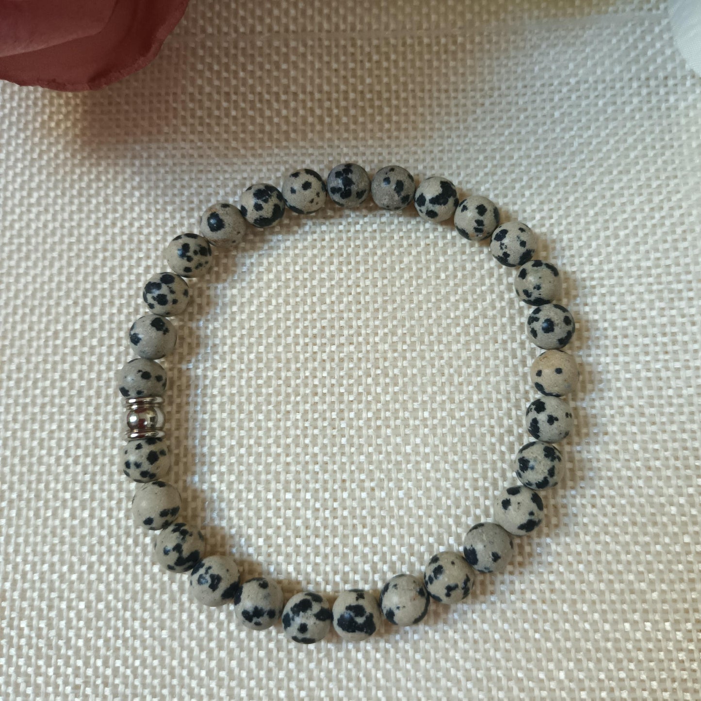 Bracelet jaspe dalmatien – perles 6 mm – élastique