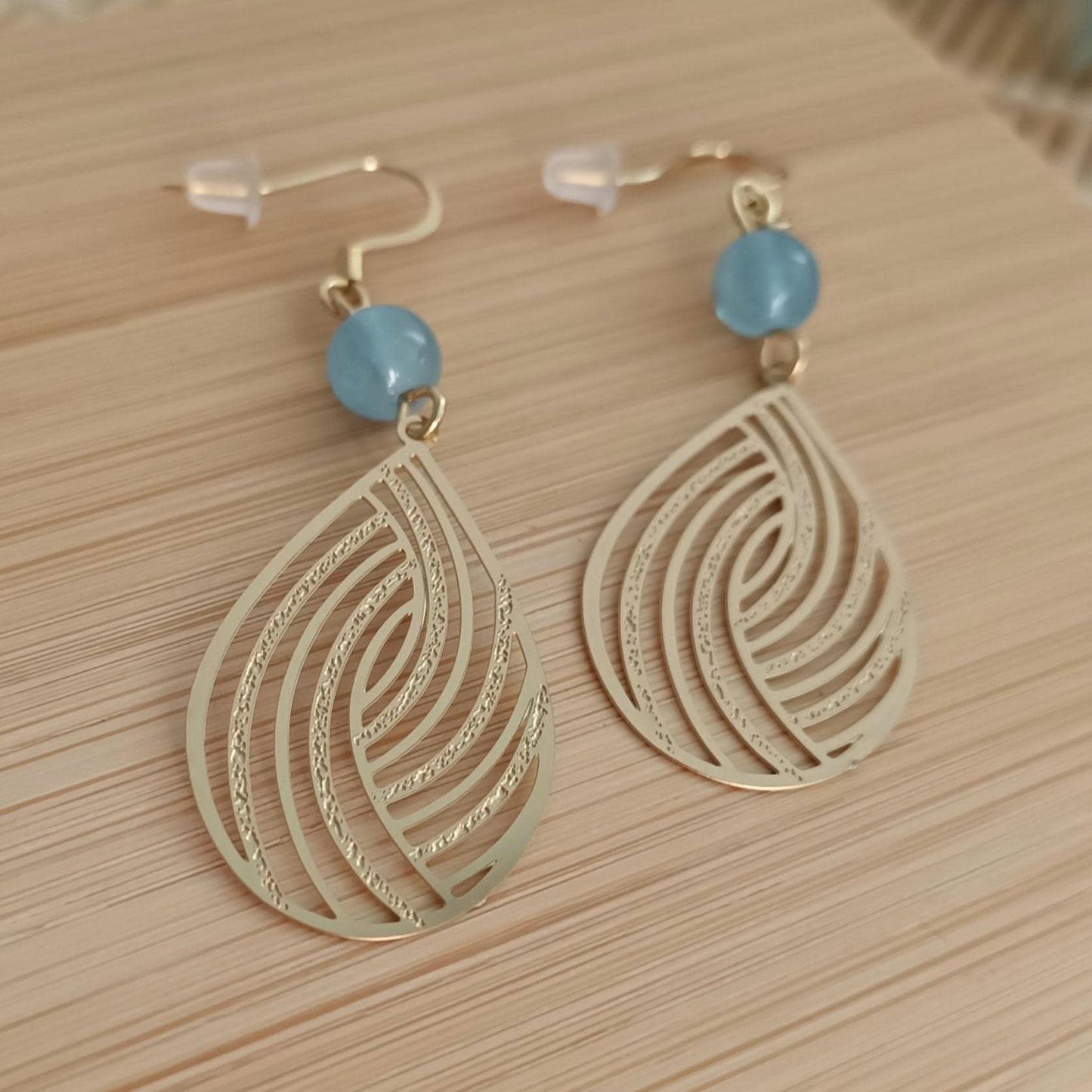 Boucles d’oreilles aigue‑marine – pendantes 5,6 cm – acier inoxydable doré
