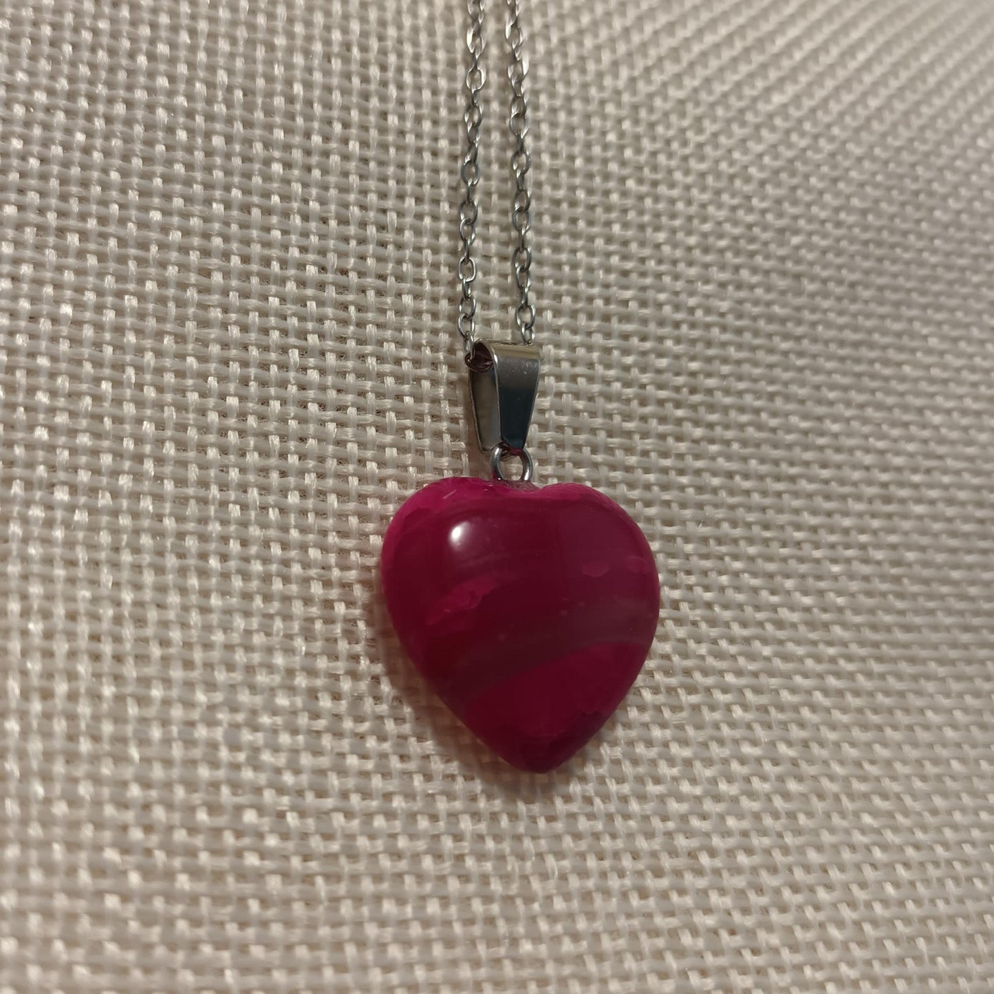 Pendentif cœur agate rose 2 × 2 cm - chaîne acier inox argent