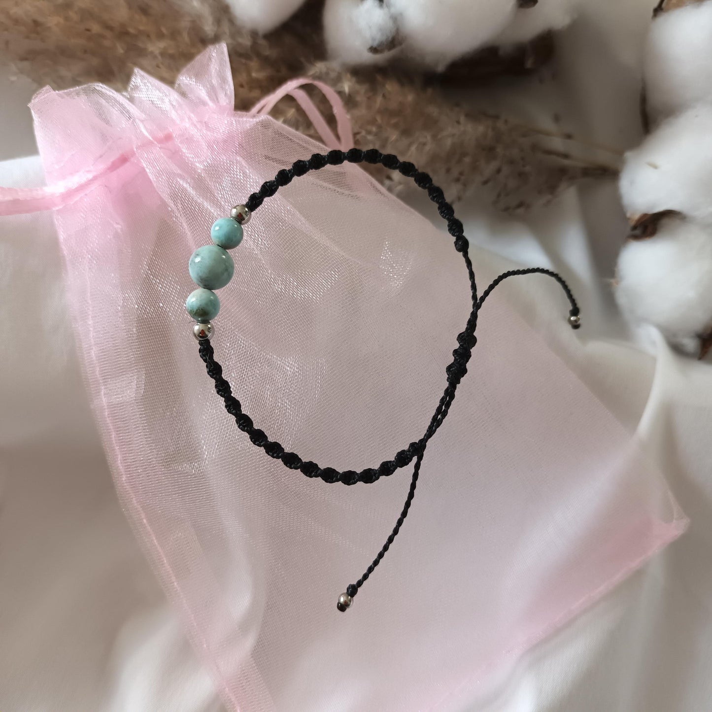 Bracelet micro‑macramé larimar – perles 8 mm et 6 mm – ajustable