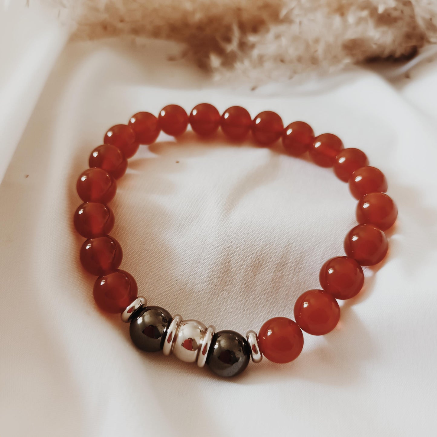 Bracelet cornaline et hématite magnétique perles 8 mm – élastique