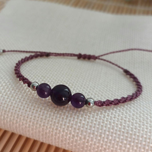 Bracelet micro‑macramé améthyste – perles 8 mm et 6 mm – ajustable