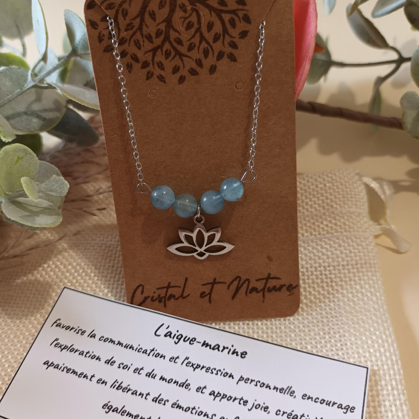 Collier aigue‑marine – fleur de lotus argent 1,4 × 1,9 cm – 4 perles 6 mm