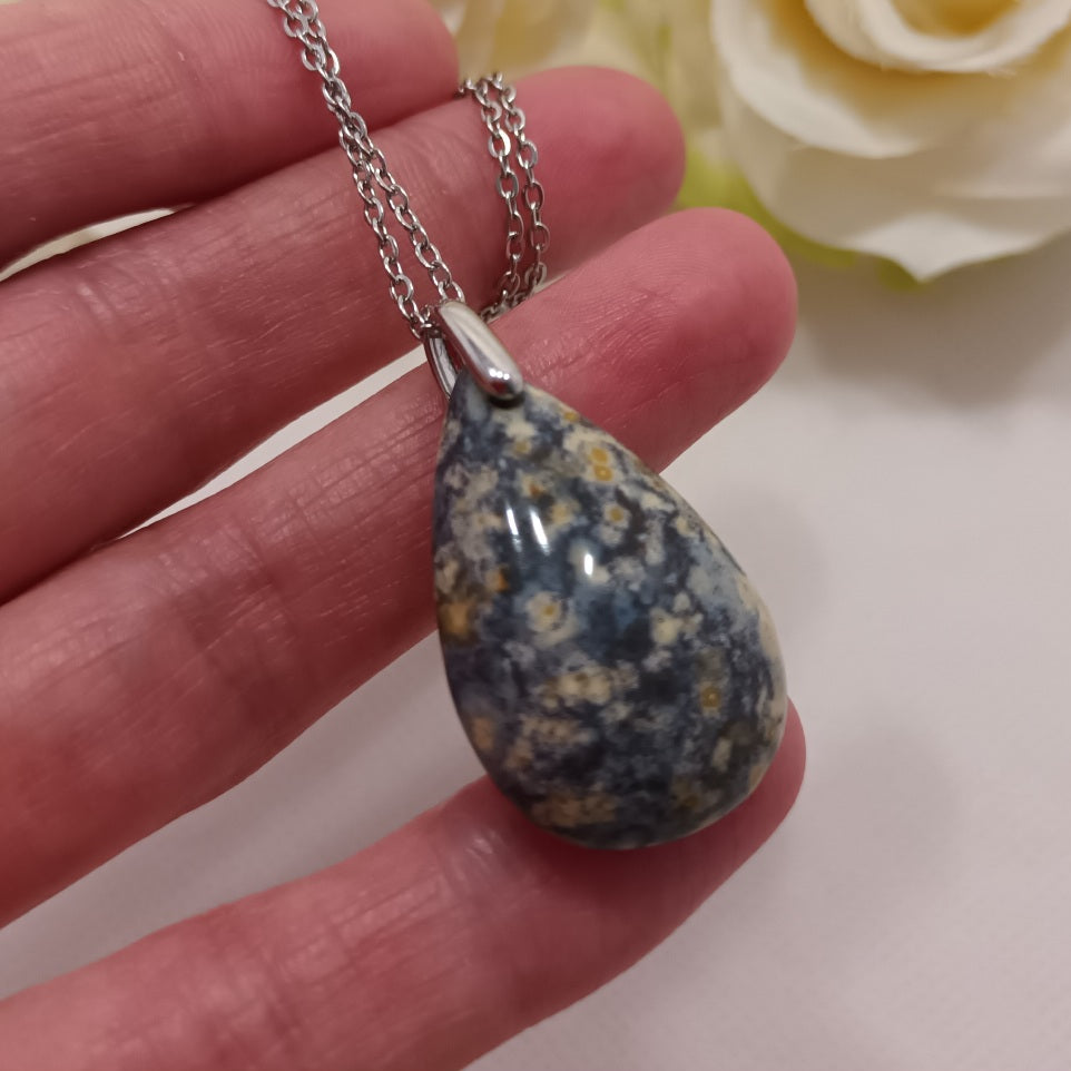 Pendentif agate océan 3 × 1,9 cm - chaîne acier inox argent