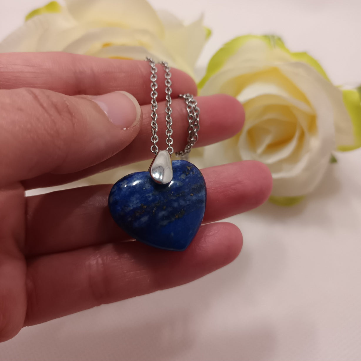 Pendentif cœur lapis‑lazuli - 2,3 × 2,4 cm - chaîne acier inox argent