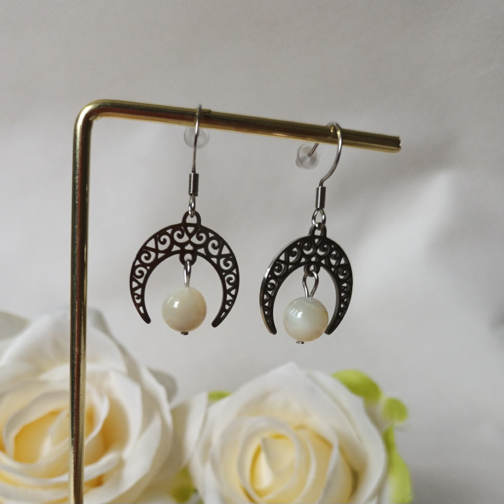 Boucles d’oreilles nacre - acier inoxydable - 3,8 × 2 cm