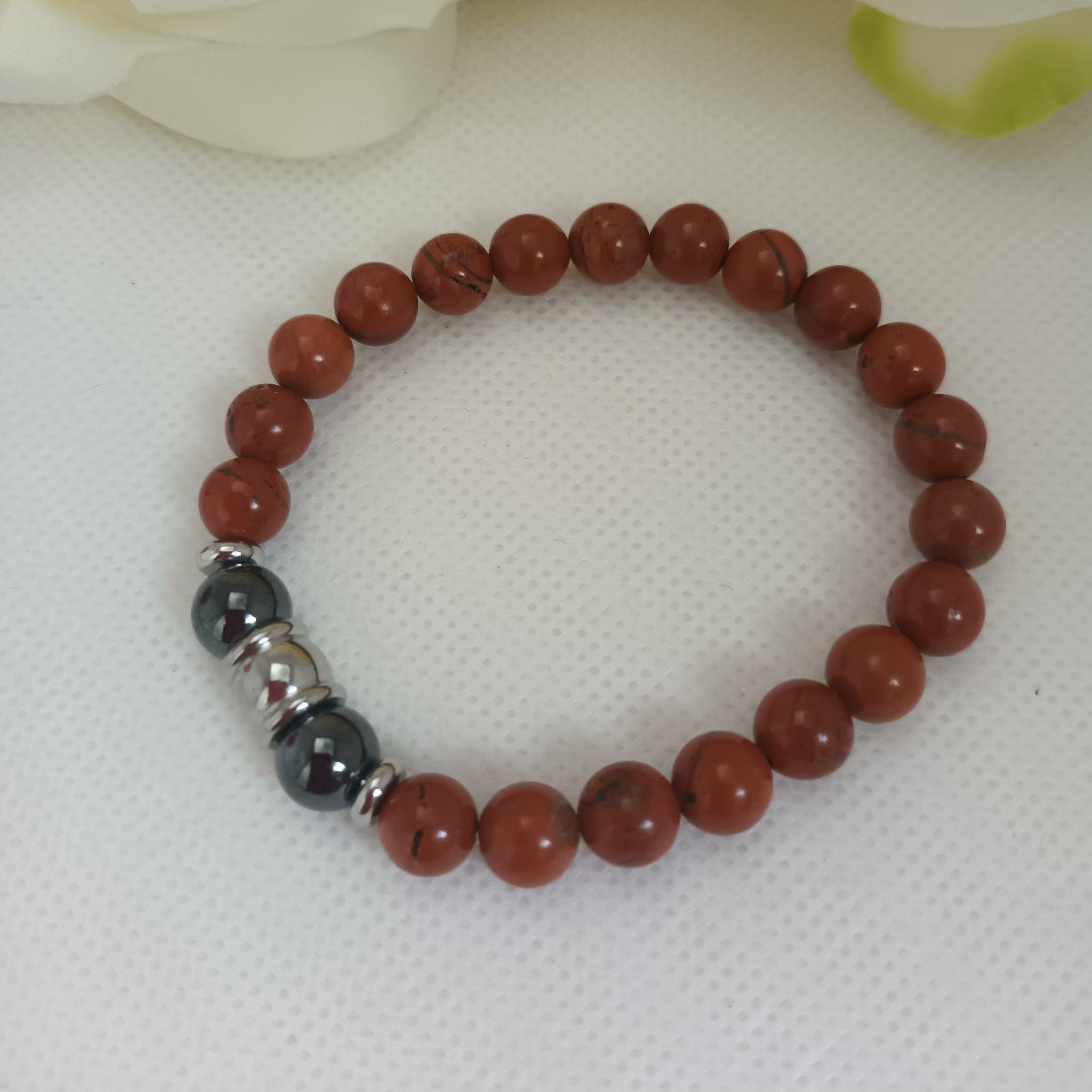 Bracelet jaspe rouge et hématite magnétique 8 mm - perles acier inox - élastique 16 cm