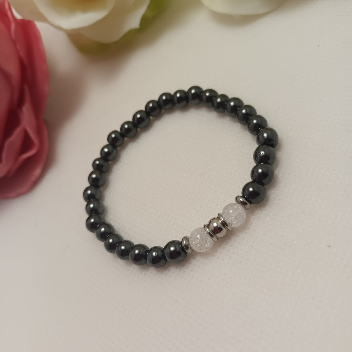 Bracelet hématite magnétique et cristal de roche 6 mm - perles acier inox - élastique 16 cm
