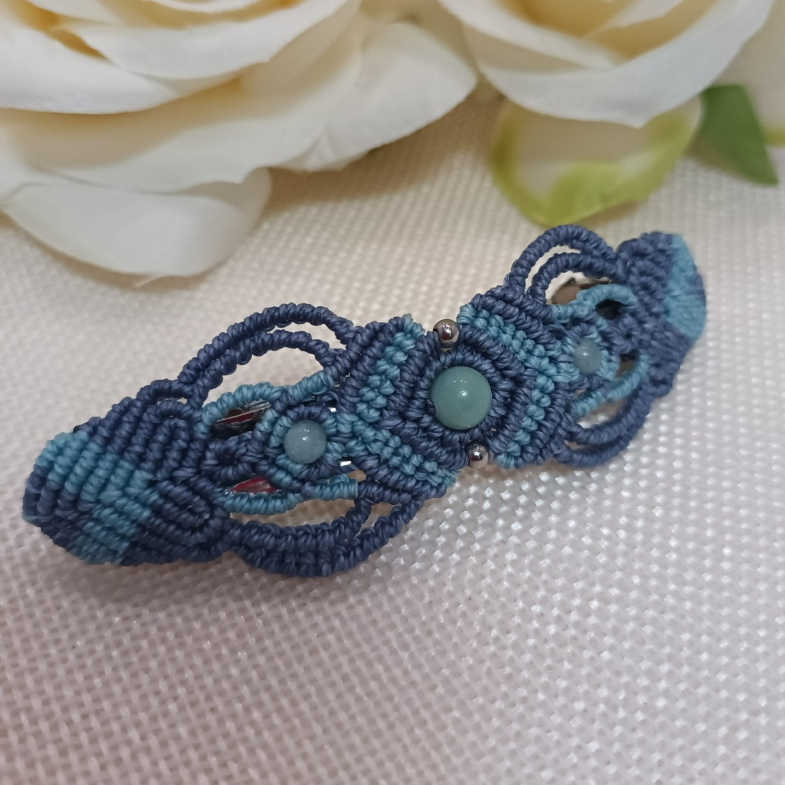 Barrette micro‑macramé & amazonite de Chine