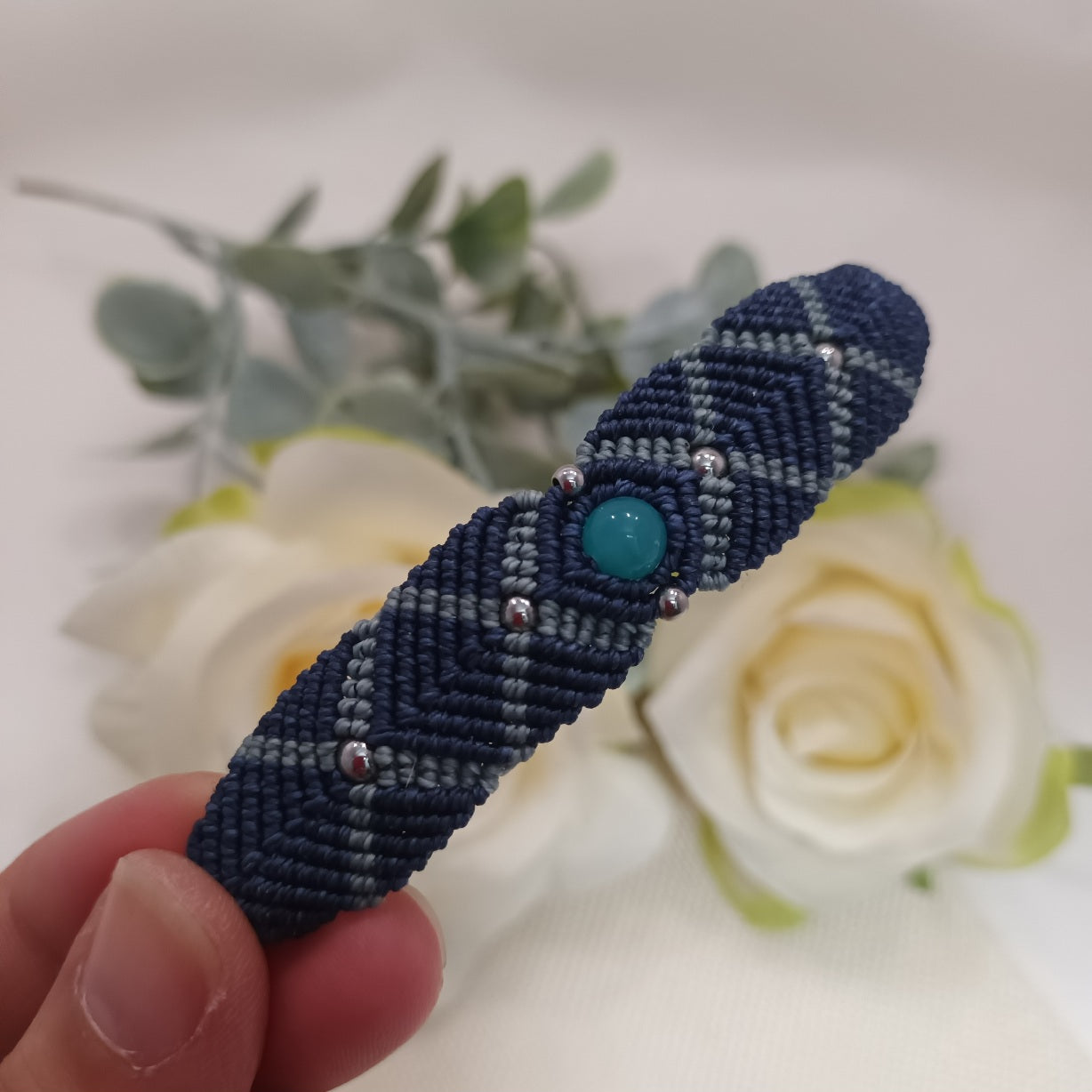 Barrette micro‑macramé & amazonite du Pérou
