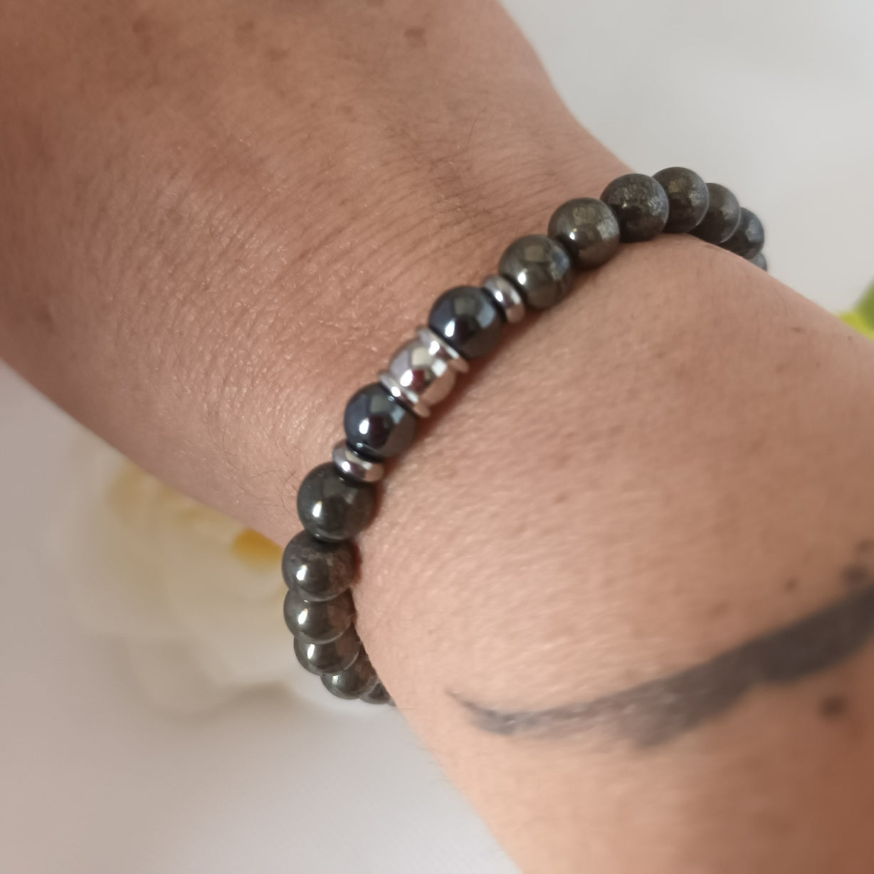Bracelet pyrite et hématite magnétique 6 mm - perles acier inox - élastique 16 cm