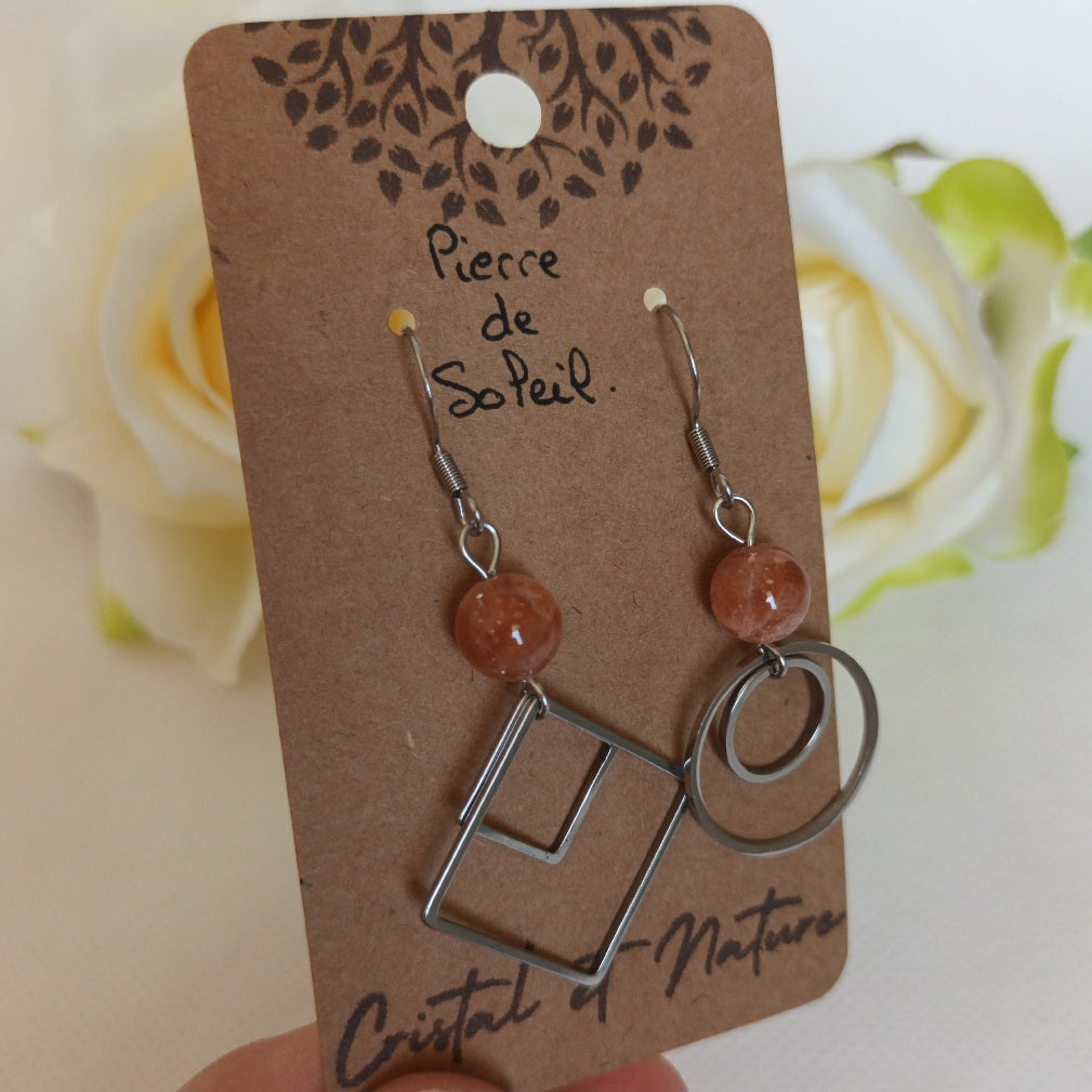 Boucles d’oreilles pierre de soleil - acier inoxydable - modèle dépareillé