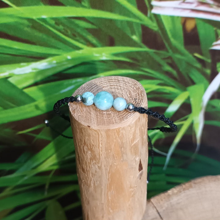 Bracelet larimar – perles 8 mm et 6 mm -  micro‑macramé – réglable