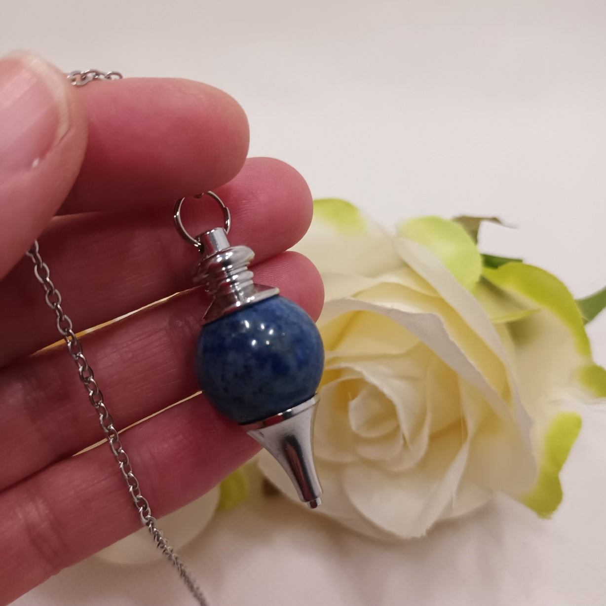Pendule divinatoire sphère lapis‑lazuli - radiesthésie - pierre naturelle