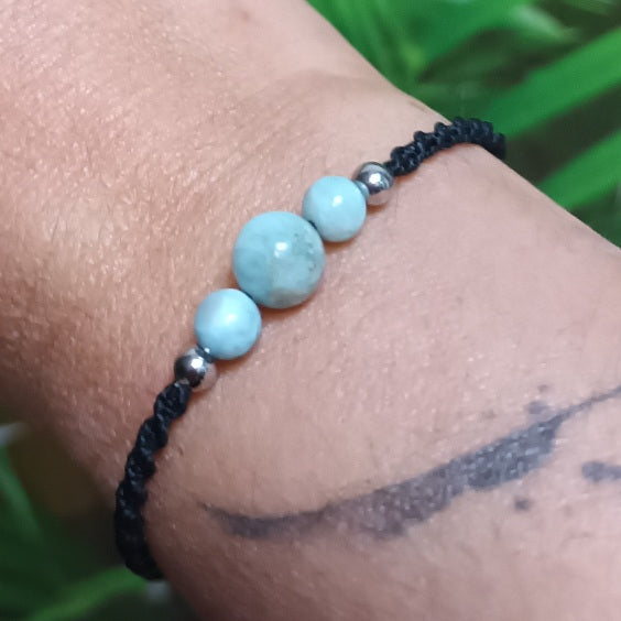 Bracelet larimar – perles 8 mm et 6 mm -  micro‑macramé – réglable