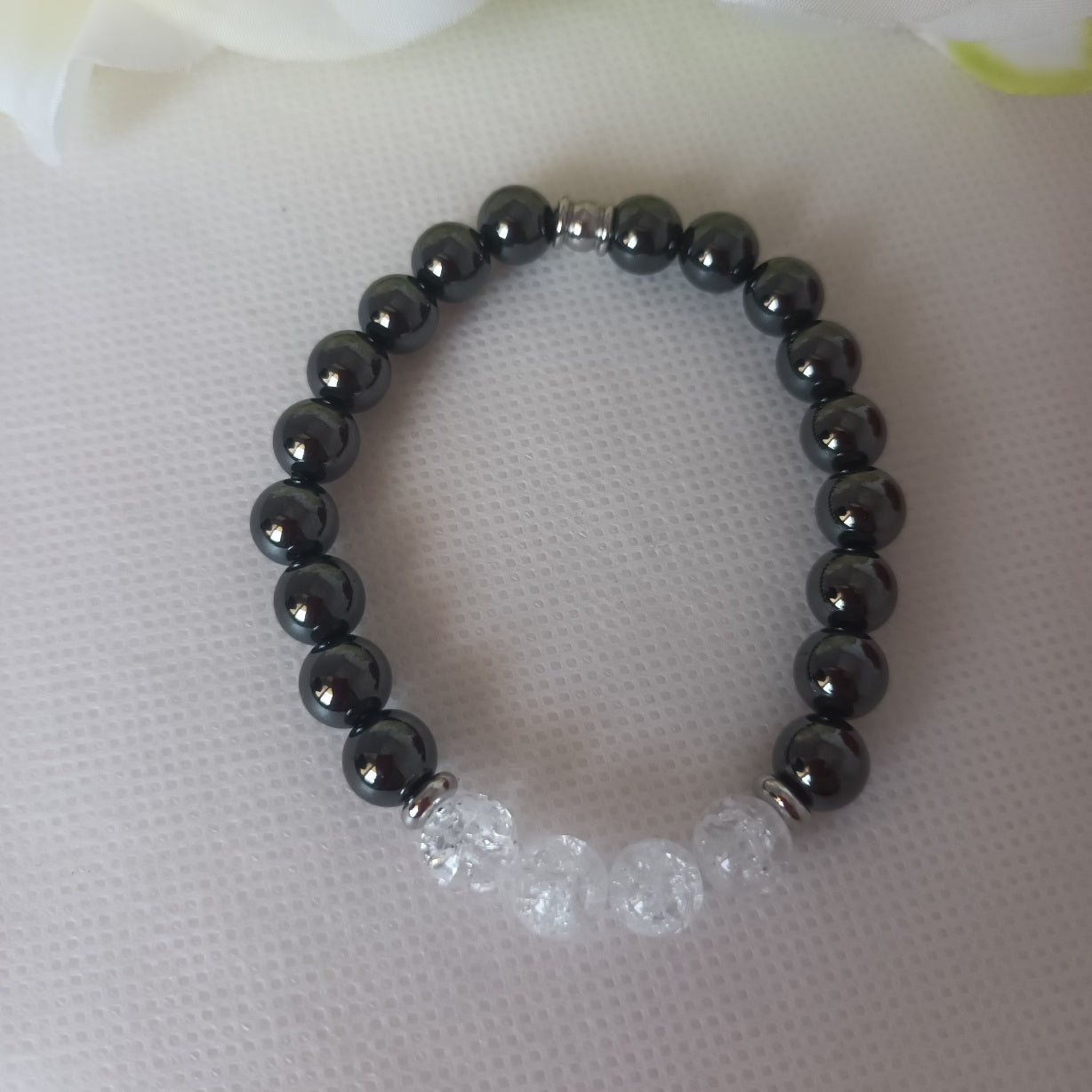 Bracelet hématite magnétique et cristal de roche 8 mm - perles acier inox - élastique 16 cm