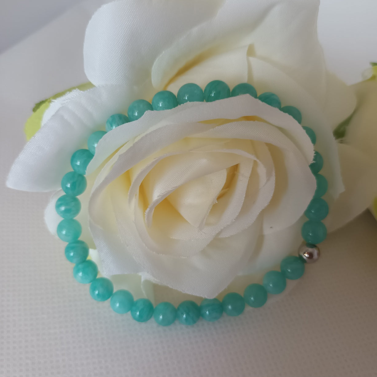 Bracelet amazonite du Pérou 6 mm - perle acier inox - élastique 17 cm