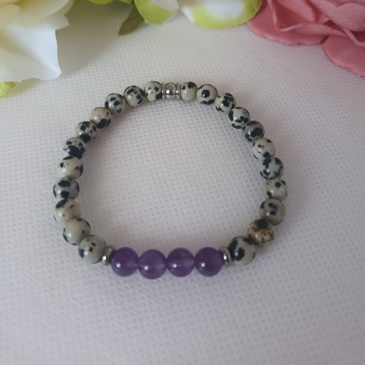 Bracelet jaspe dalmatien et améthyste 6 mm - perles acier inox  élastique 16 cm