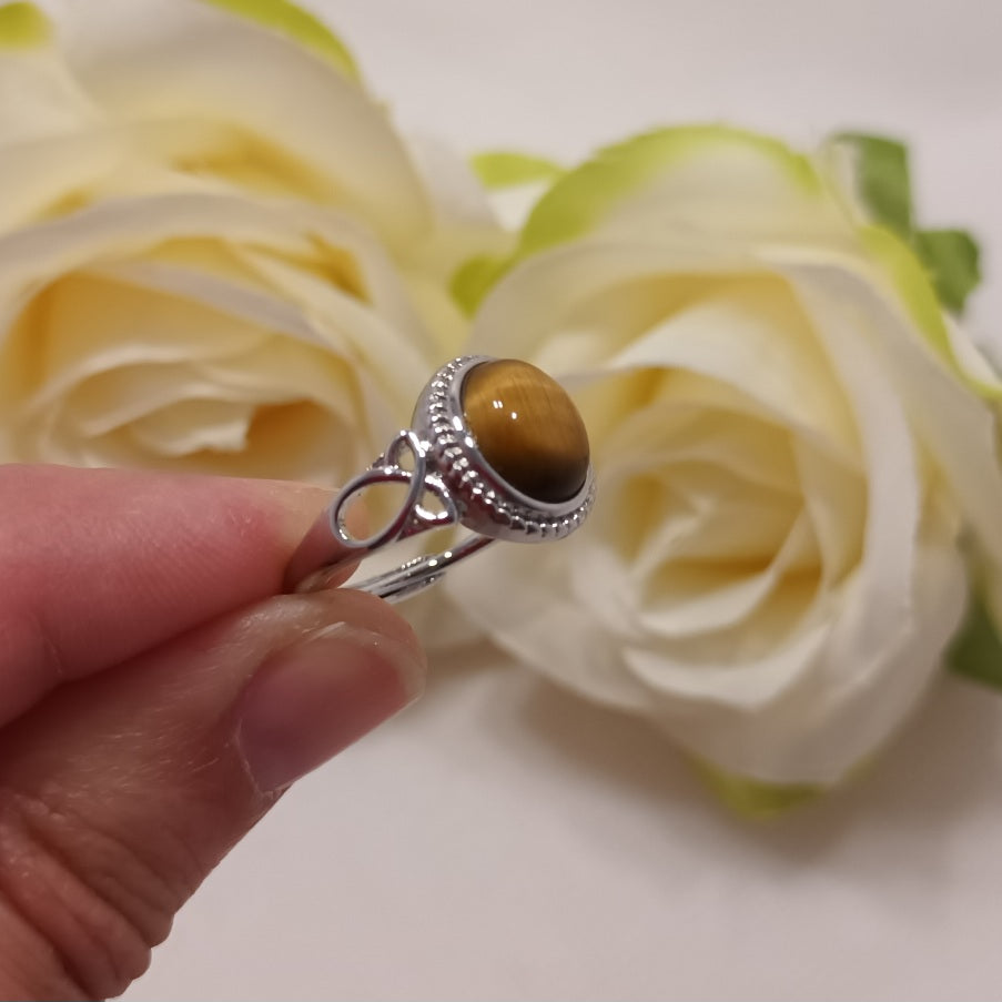 Bague réglable œil de tigre - pierre ovale - laiton rhodié