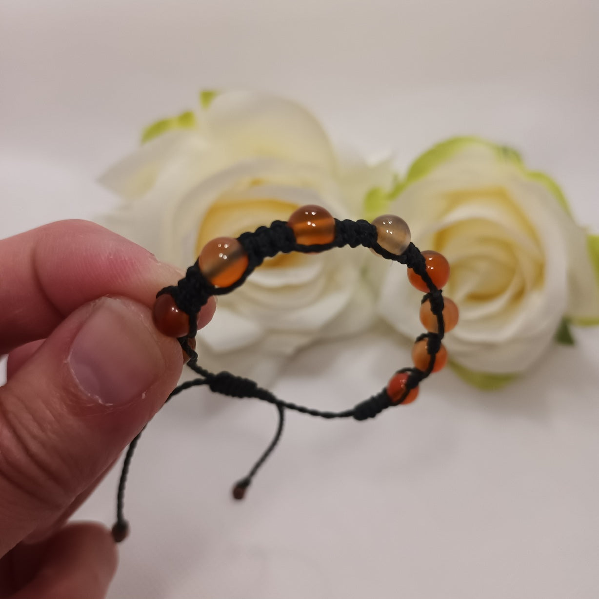 Bracelet cornaline 6 mm - micro‑macramé - réglable