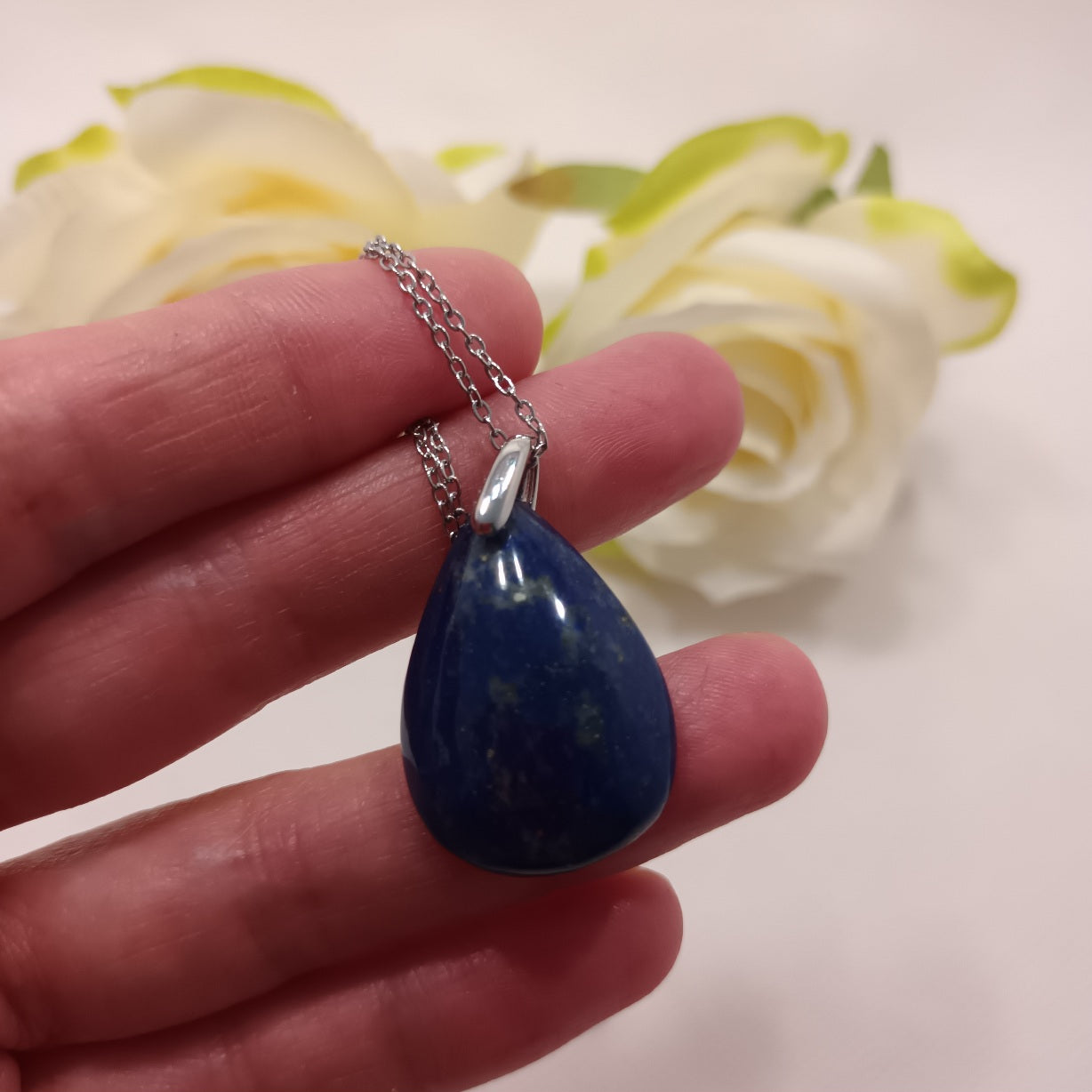 Pendentif lapis‑lazuli - 2,8 × 2 cm - chaîne acier inox argent
