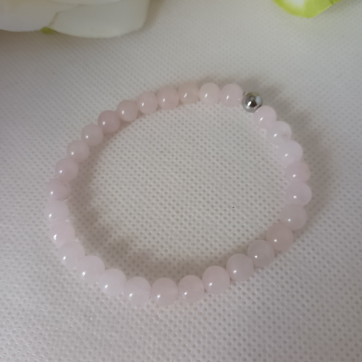 Bracelet quartz rose 6 mm - perle acier inox  élastique 16,5 cm