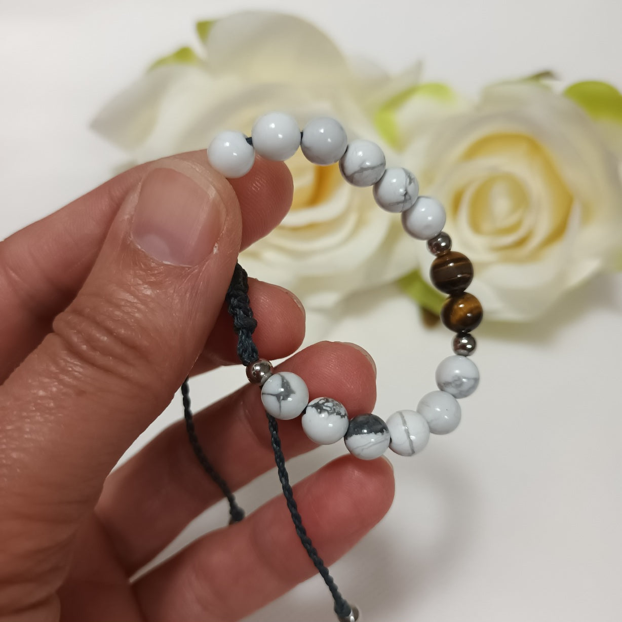 Bracelet howlite & œil de tigre 6 mm - réglable - enfant