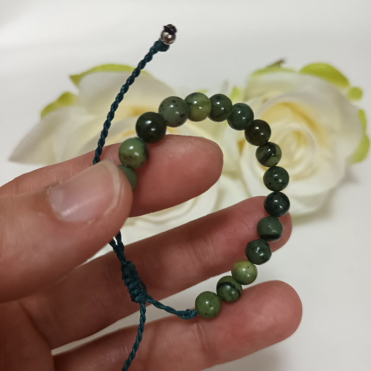Bracelet jade néphrite 6 mm - réglable- enfant